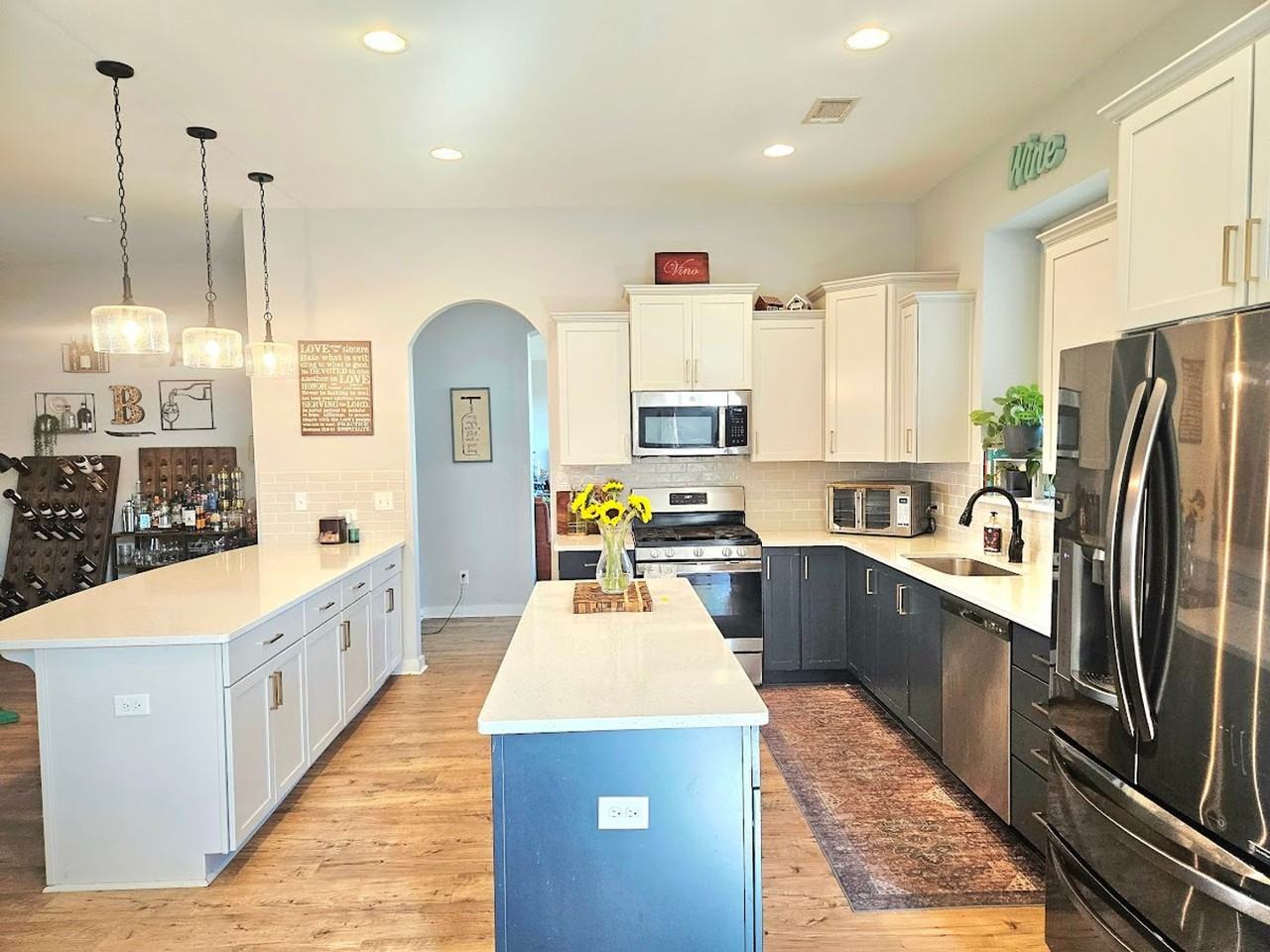 828 Hedgefield Way - Photo 5 of 29