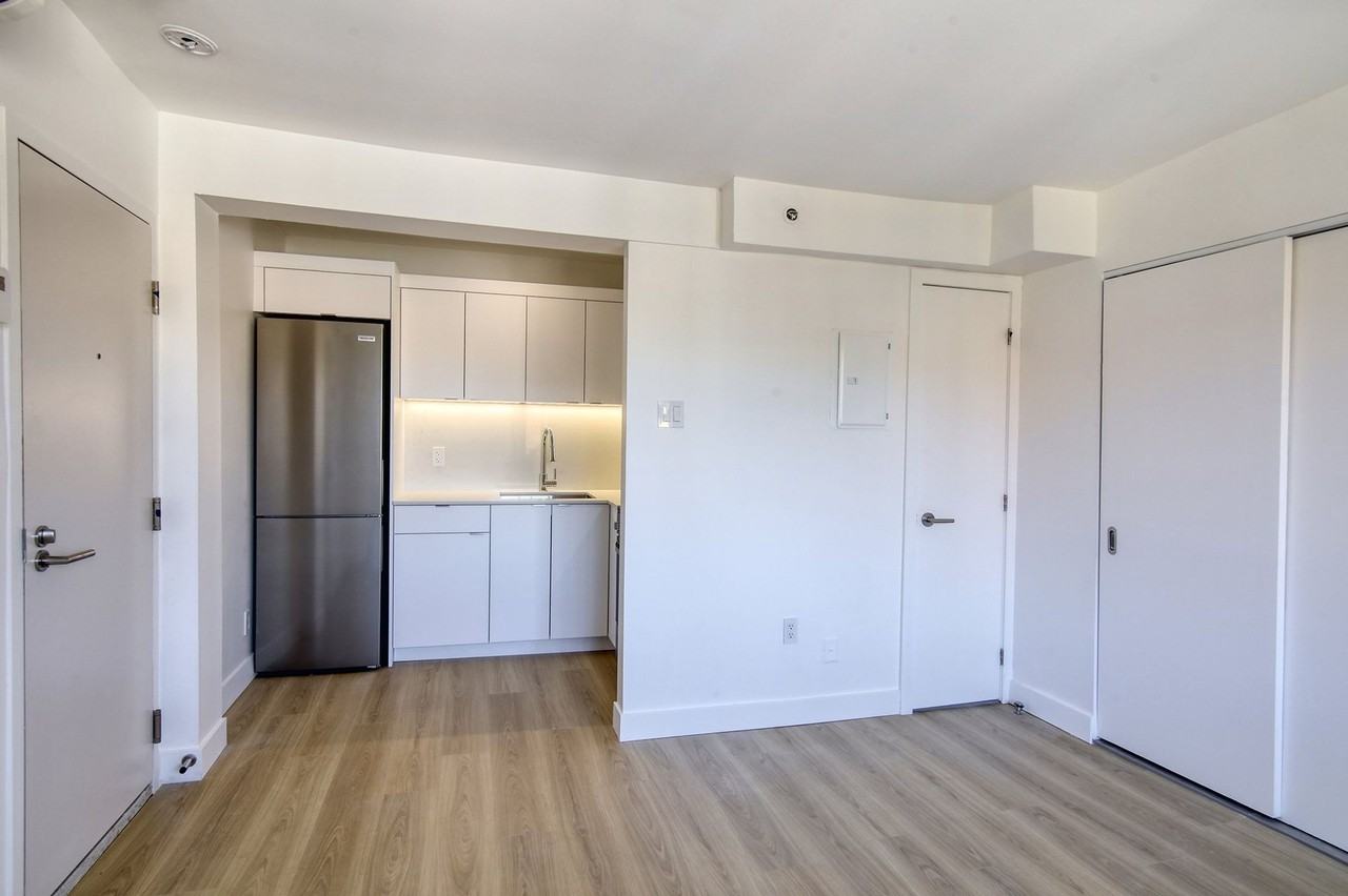 25 Avenue des Pins - Photo 3 of 50