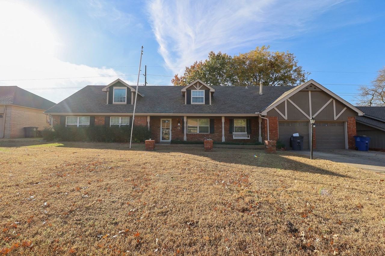 5832 S Hudson Pl - Photo 3 of 39