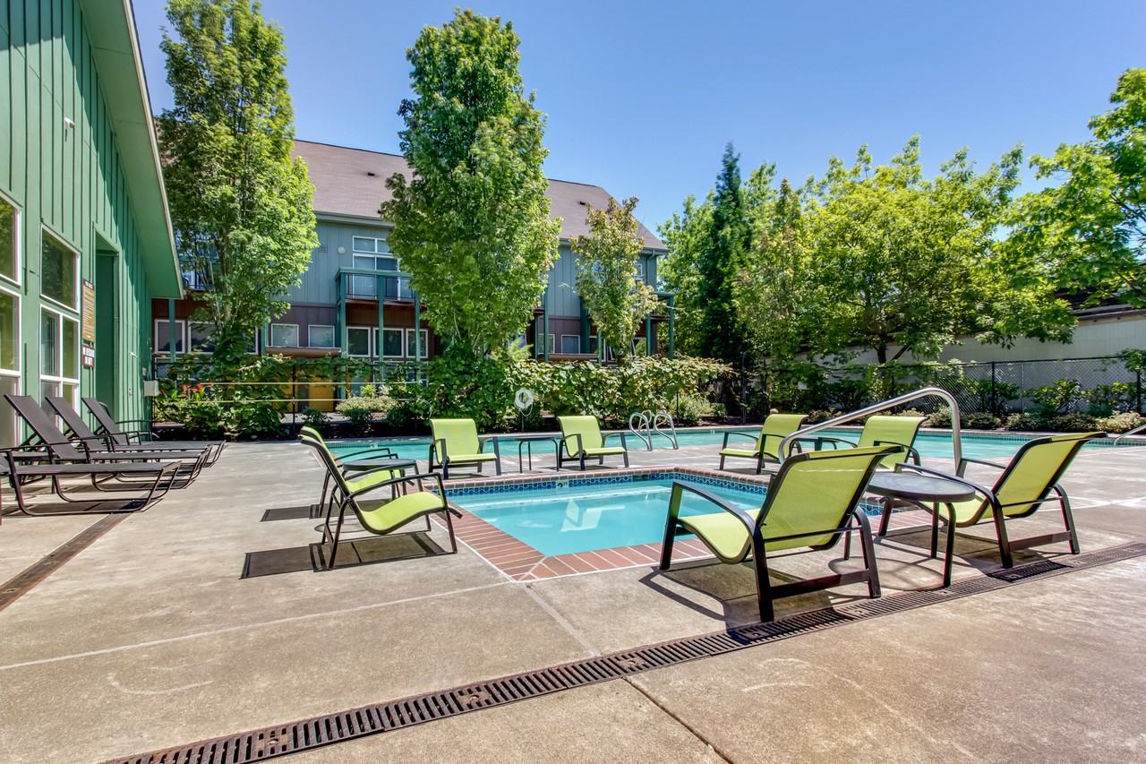 Russellville Commons Apartments - Photo 2 of 23