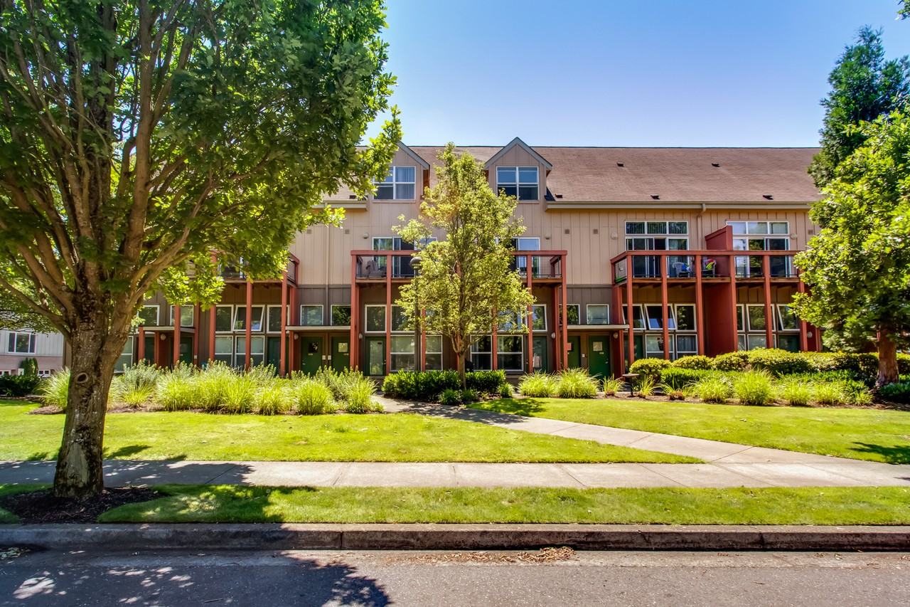 Russellville Commons Apartments - Photo 3 of 23