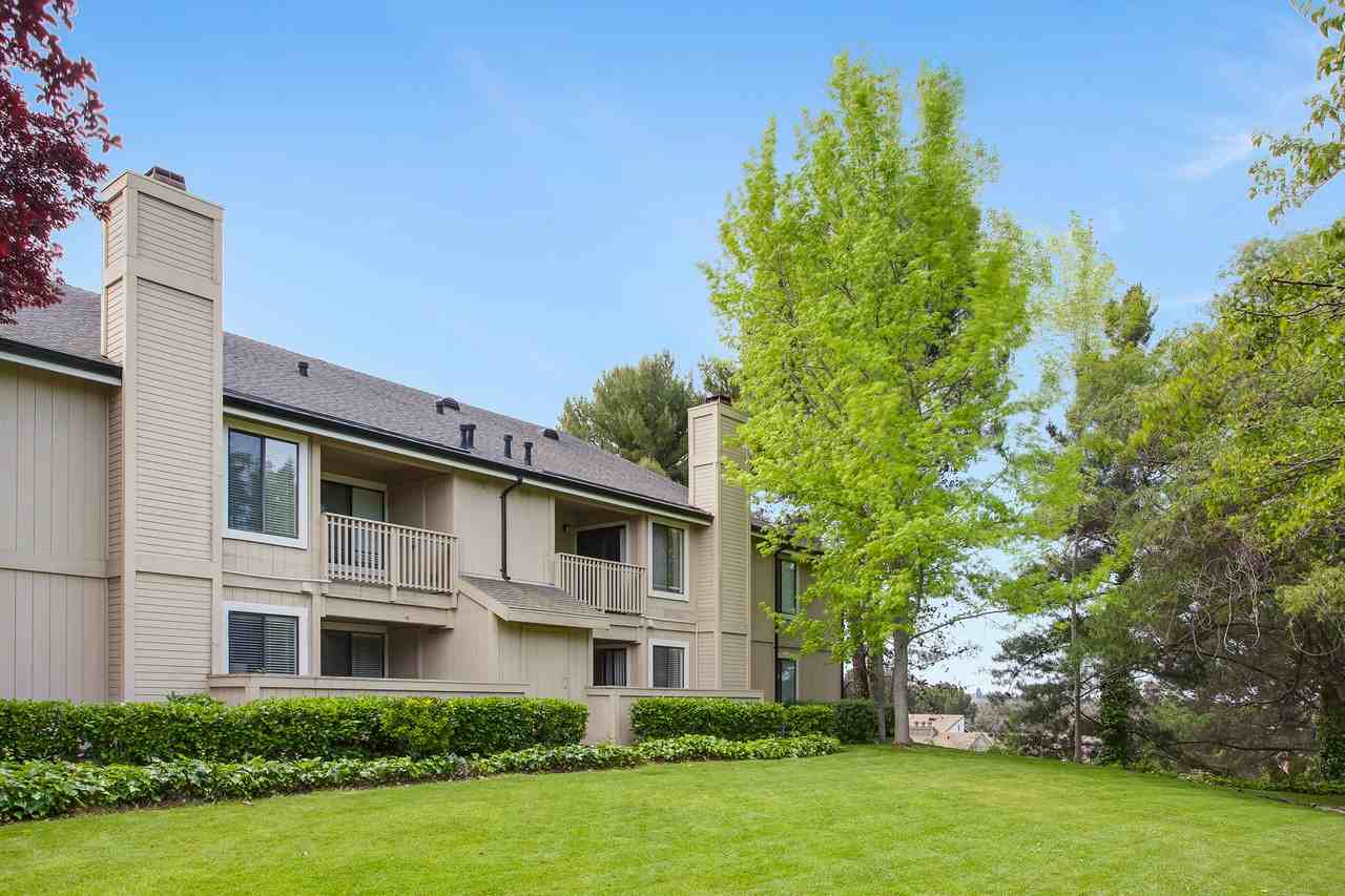 The Valencia - Photo 4 of 49