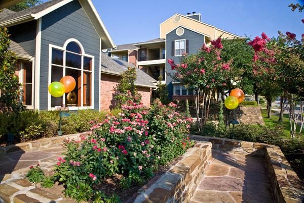 Tenison at White Rock - Photo 2 of 21