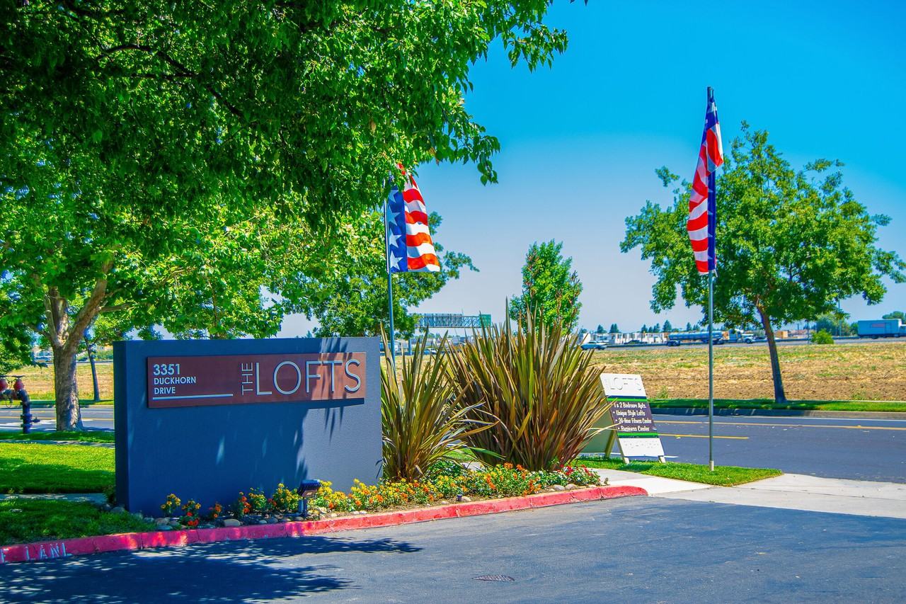 The Lofts Apartment Homes - Photo 7 of 38