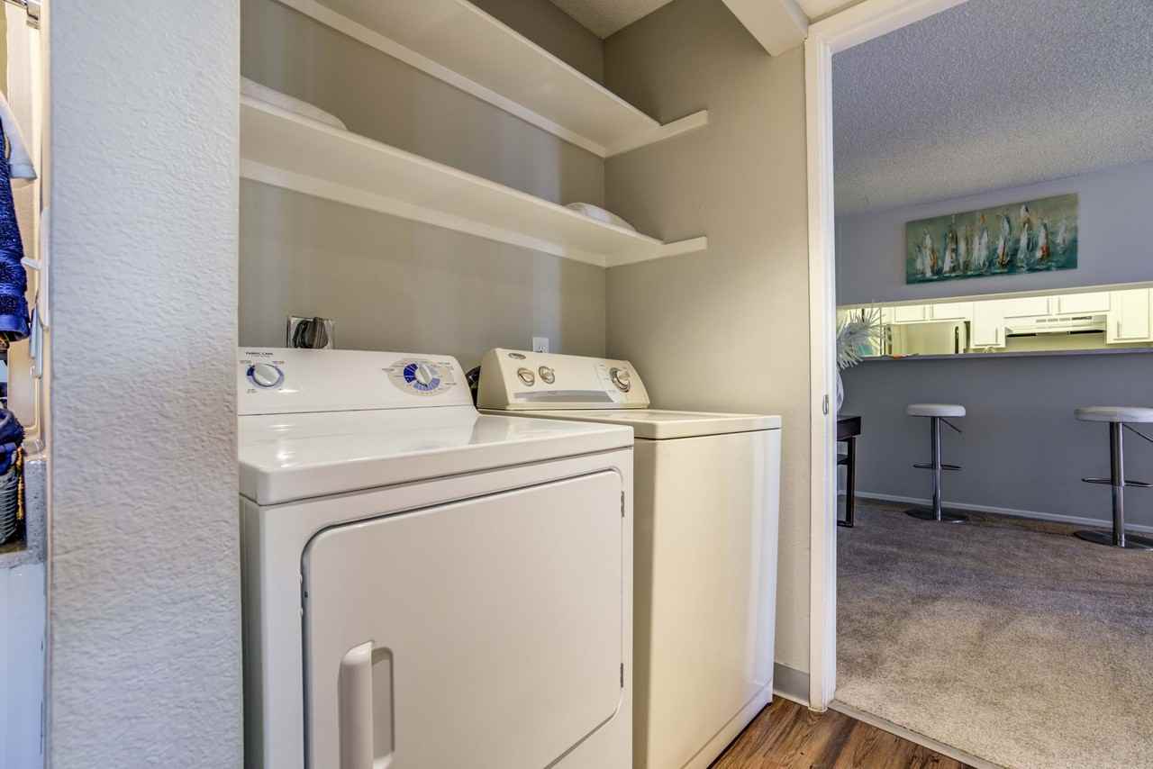 Mira Vista Hills - Photo 7 of 20