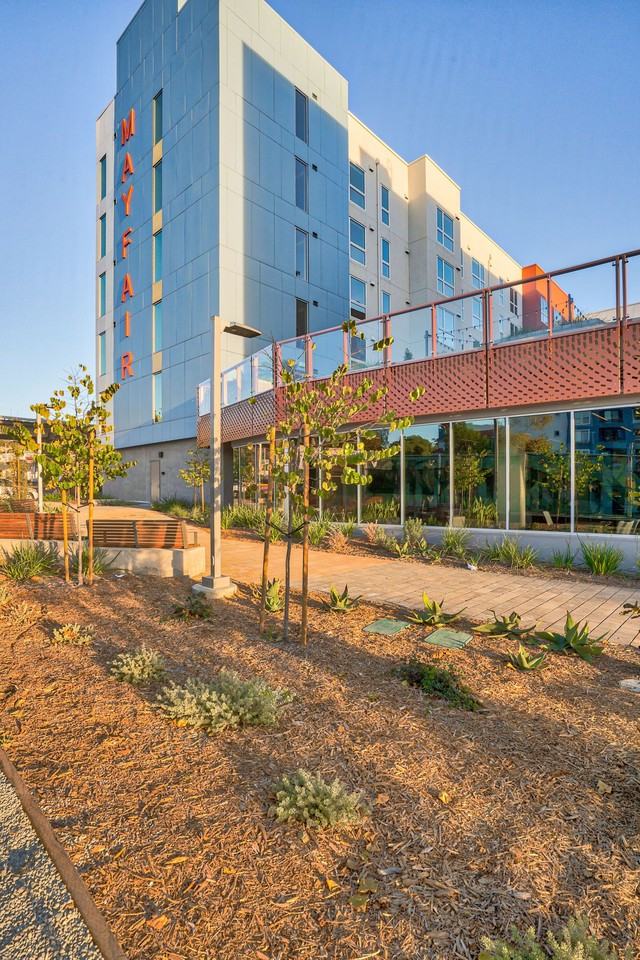 Mayfair Station - Photo 5 of 24