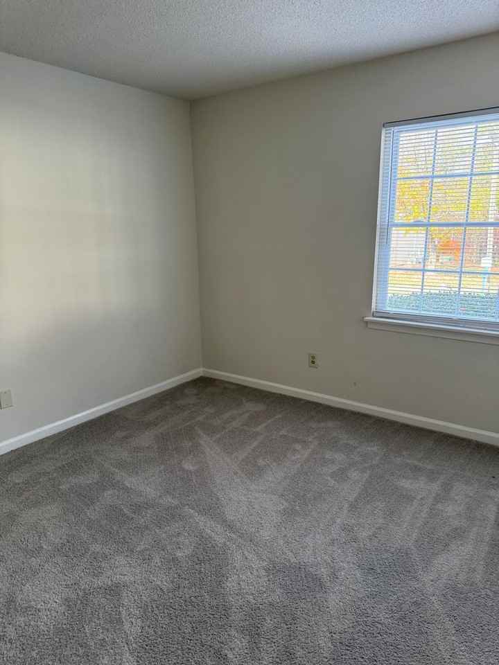 5639 Hornaday Rd #A - Photo 7 of 8