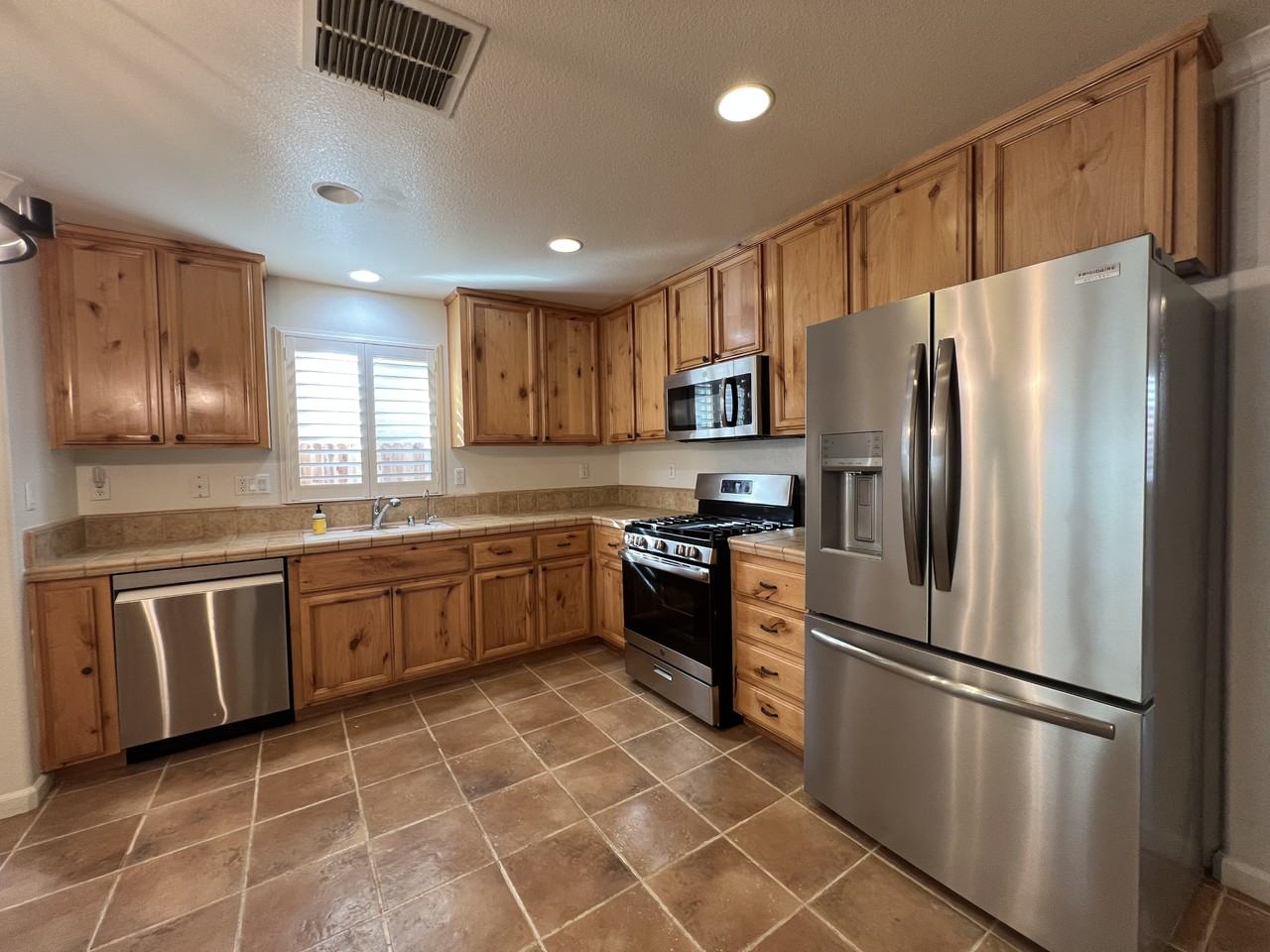 1514 Loon Lake St #NA - Photo 2 of 13