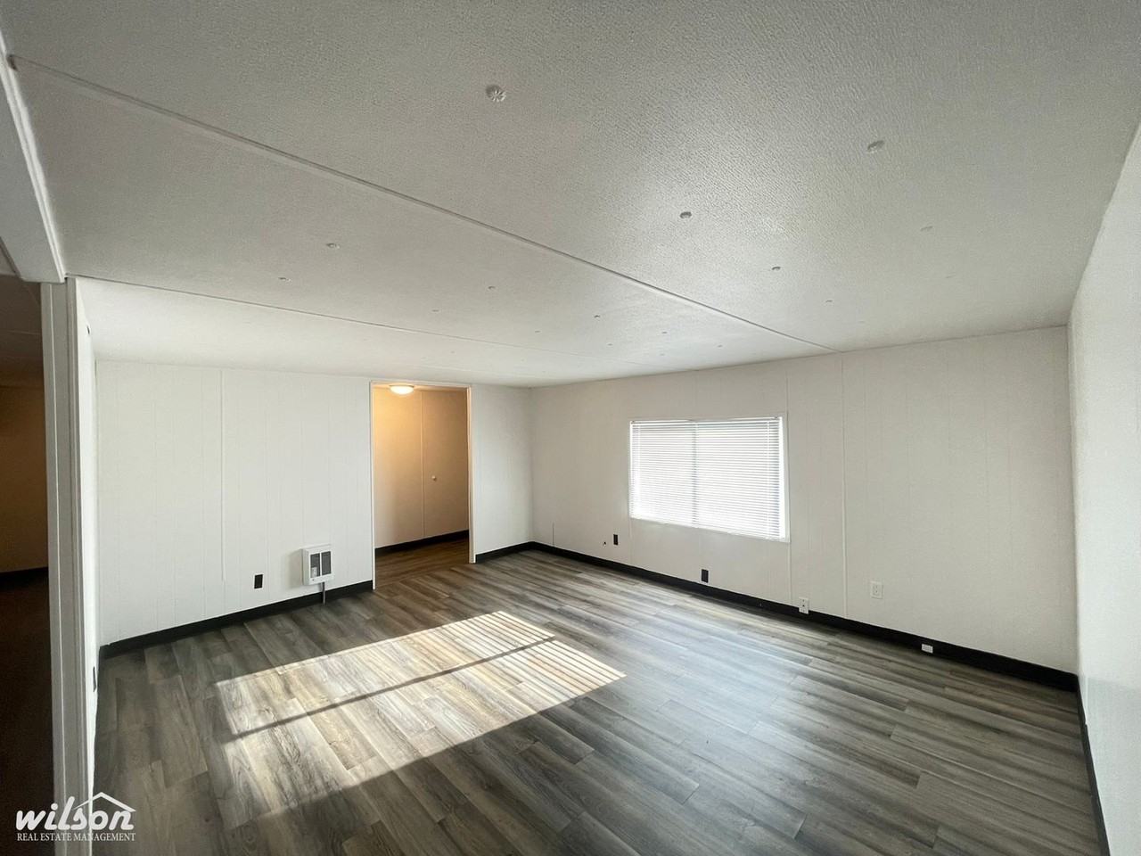 313 N 7th Ave - Photo 3 of 36