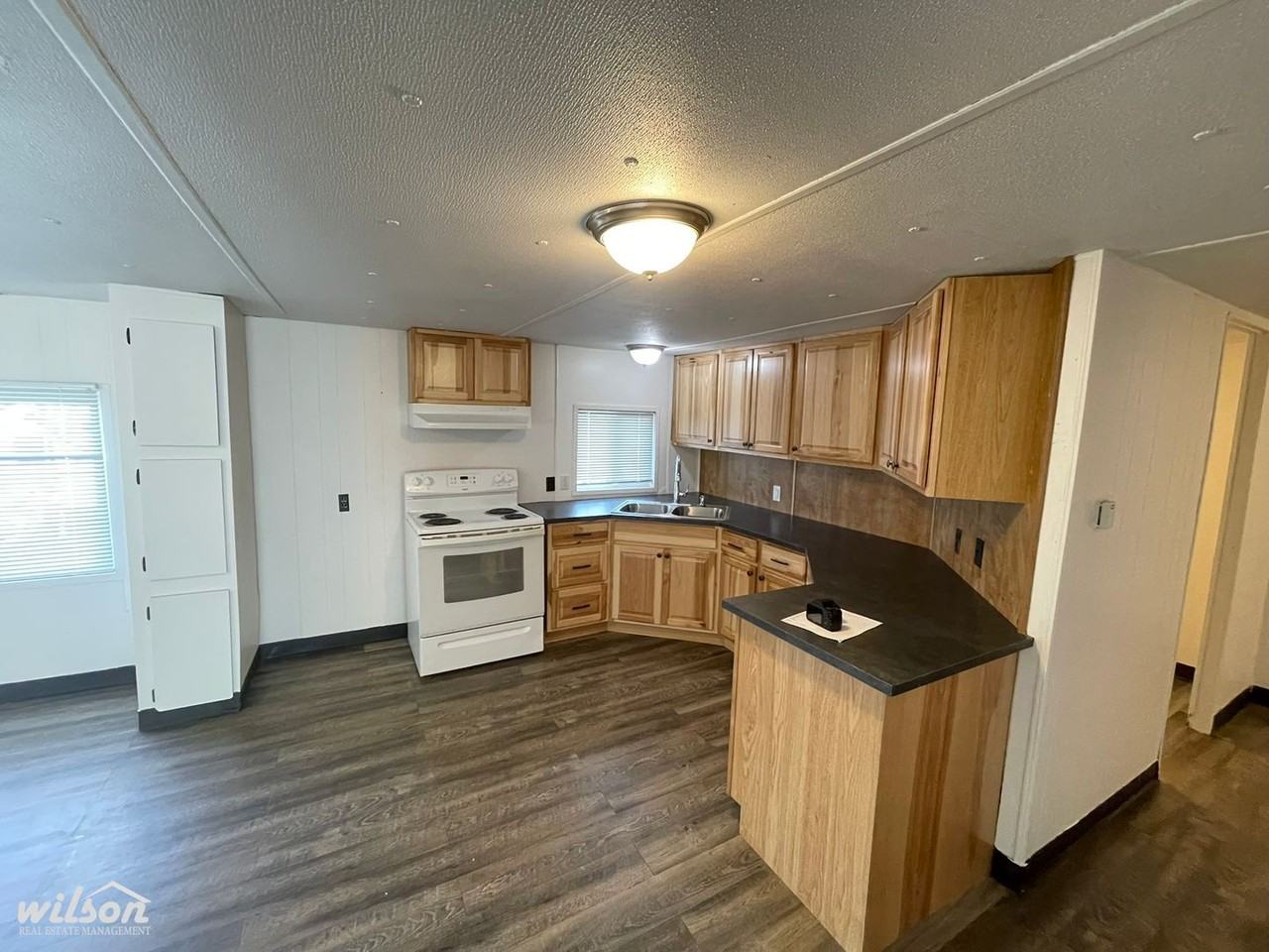 313 N 7th Ave - Photo 6 of 36