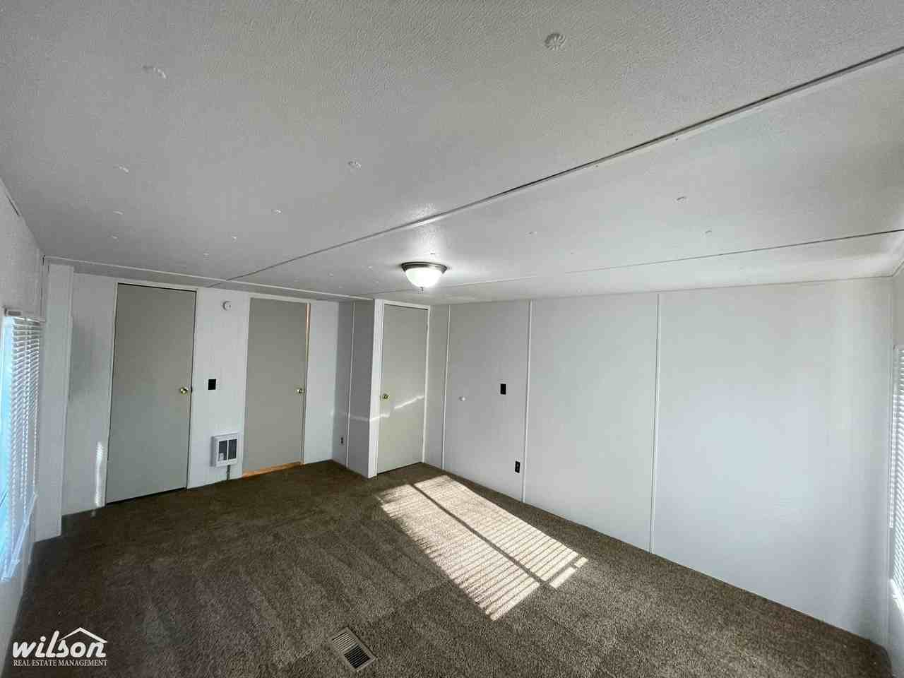 313 N 7th Ave - Photo 7 of 36