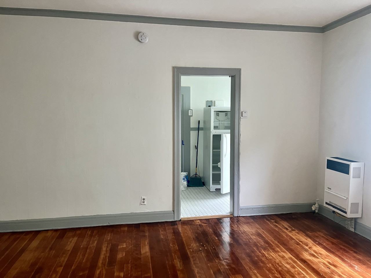 517 S Rampart Blvd #307 - Photo 7 of 13