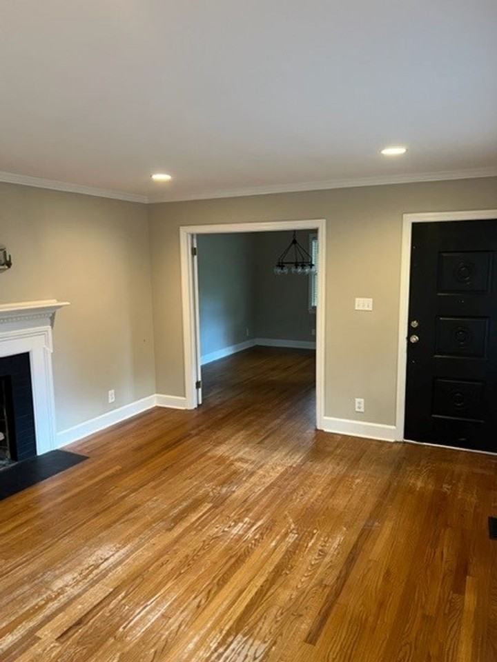 2740 Northwoods Drive South - Photo 2 of 22