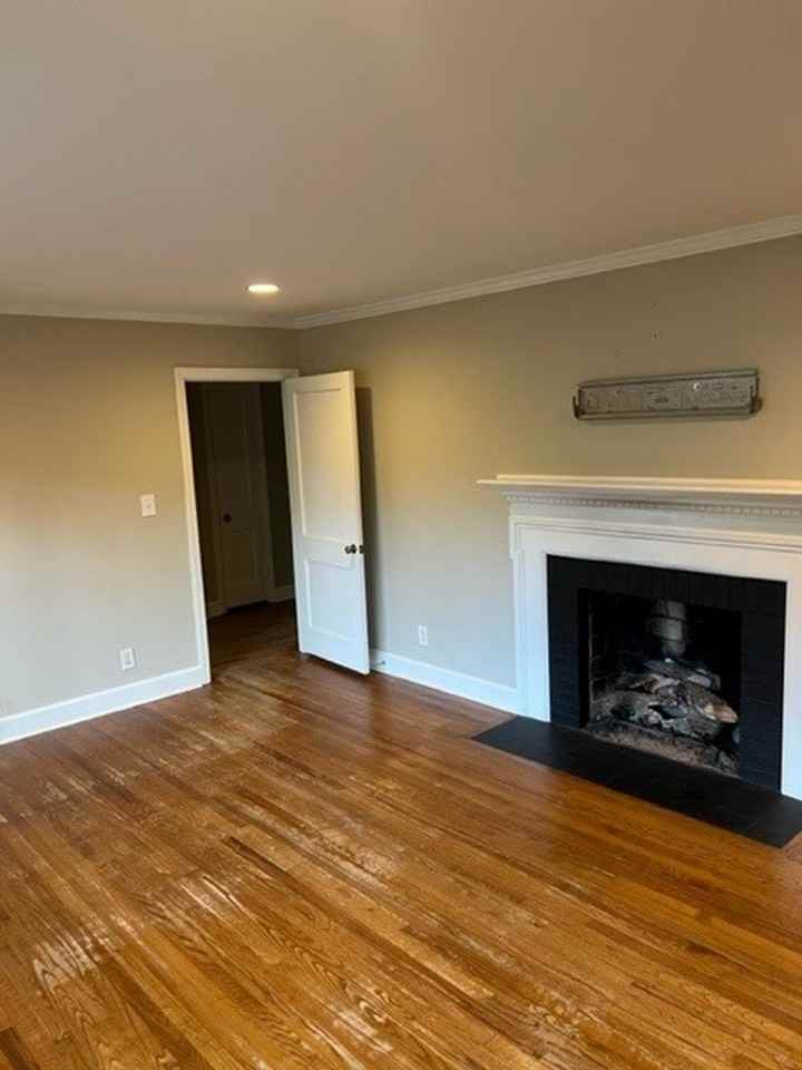 2740 Northwoods Drive South - Photo 3 of 22