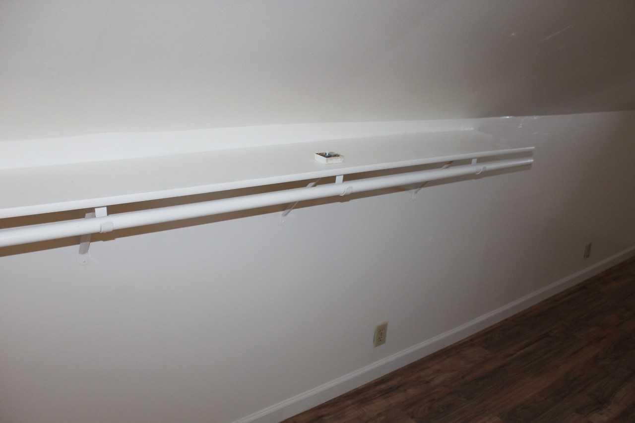 329 Mckinley St - Photo 6 of 12