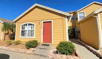 featured image of 825 Washington Palm Loop