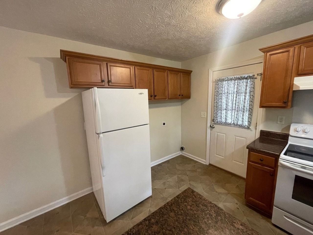 5039 Coker Street - Photo 5 of 32