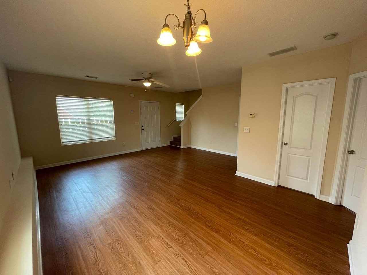 207 Fern Ridge Ct - Photo 3 of 17