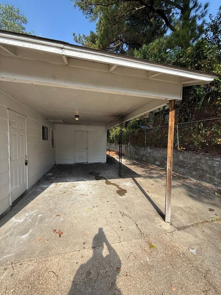 1635 Rigby Street - Photo 3 of 11