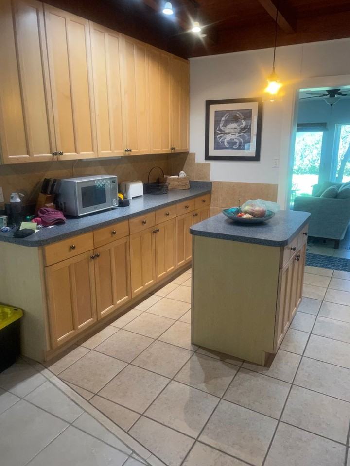 428 Court Street - Photo 2 of 18