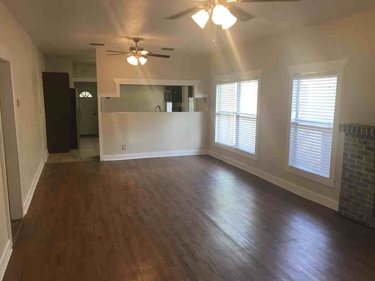 306 N Fremont Ave - Photo 7 of 17