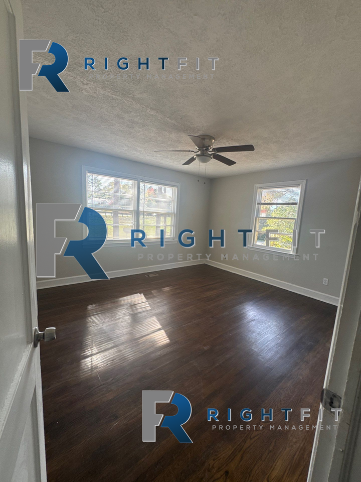 4383 Wilson Street - Photo 5 of 10