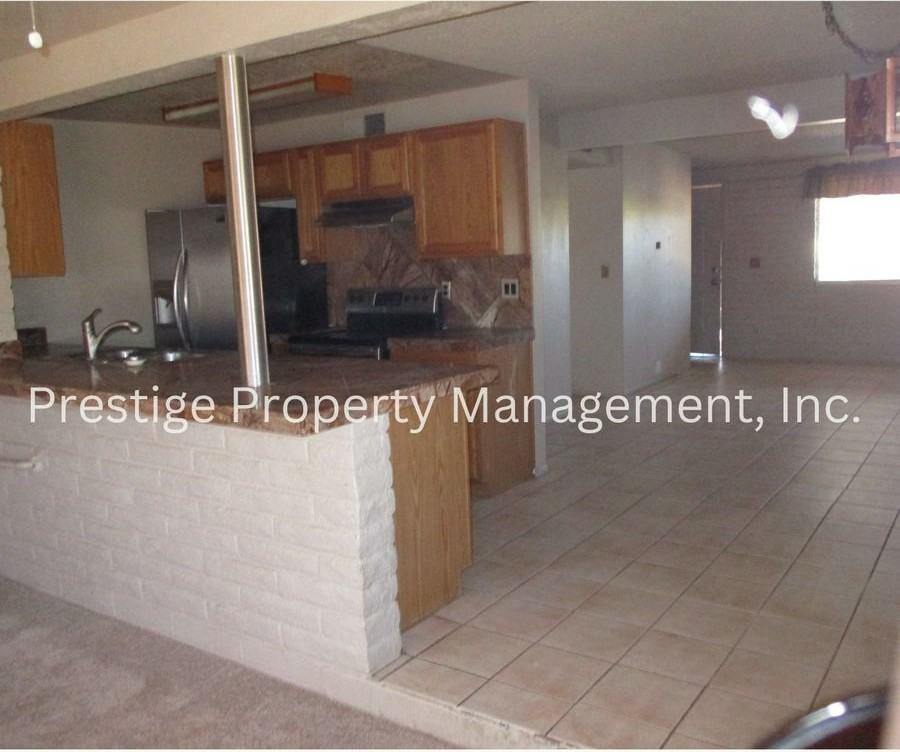 4602 South Goldenrod Place - Photo 4 of 21