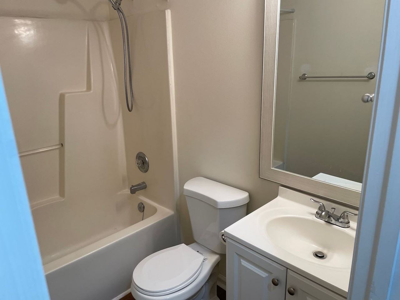 404 Beasley Road - Photo 7 of 12