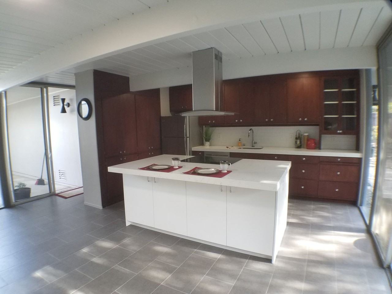 2645 San Carlos Drive - Photo 7 of 31