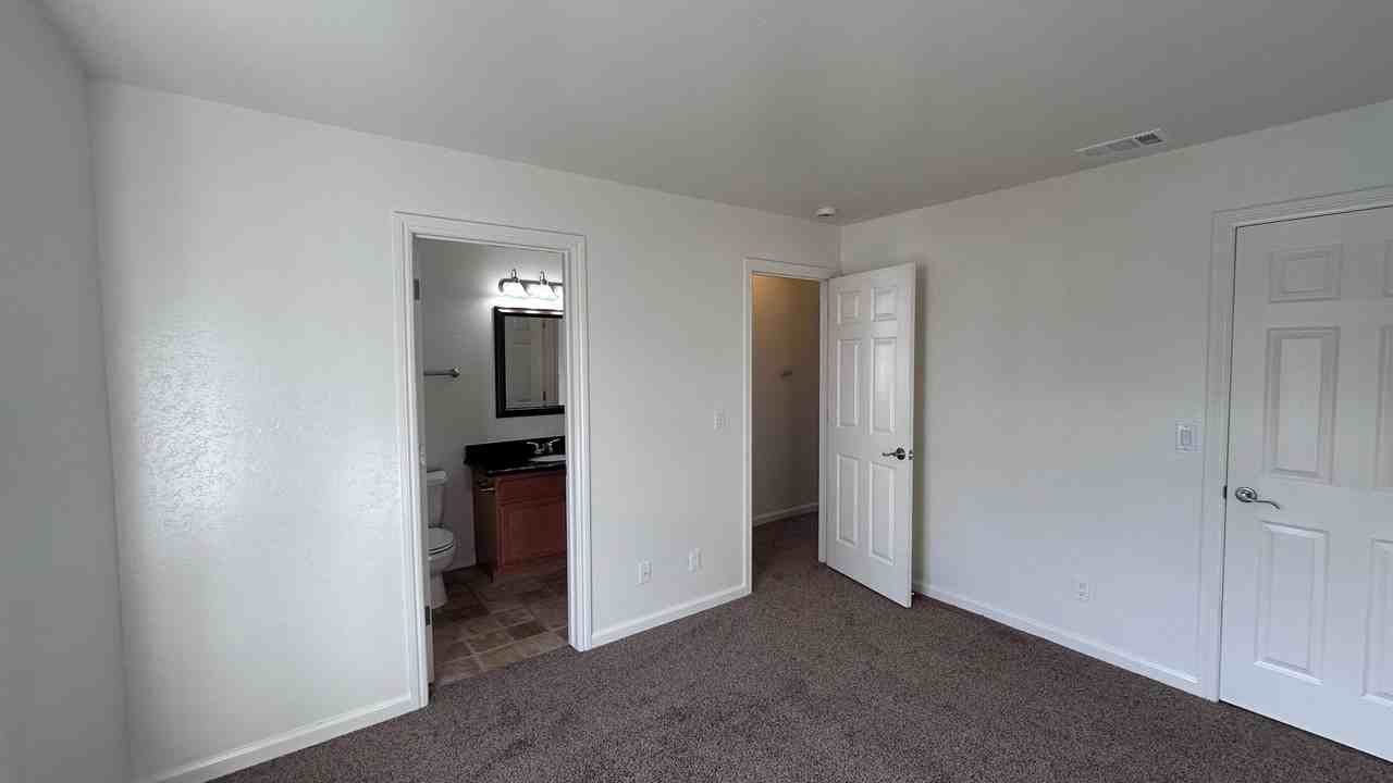 3945 Dale Road - Photo 6 of 16