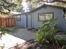 MON301 - Photo 1 of 1