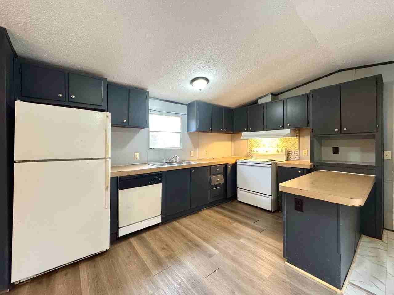 5157 North Saint Louis Street - Photo 2 of 21