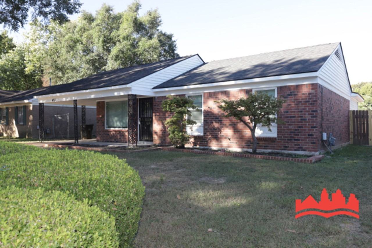 4721 Bradford Drive - Photo 3 of 21