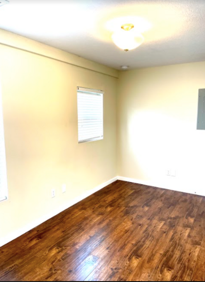 1300 South Walnut Street #1 - Photo 4 of 18