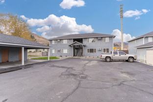 Kea - 1632 - Photo 1 of 1