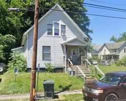 featured image of 1015 Spring Avenue Northeast