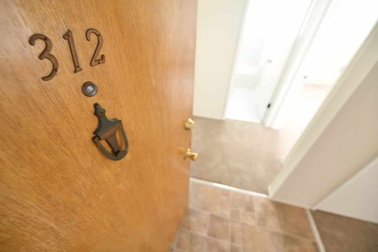 Dor Chez Apartments - Photo 6 of 24