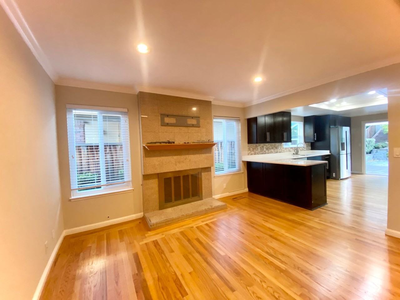 43871 North Moray Street - Photo 5 of 24