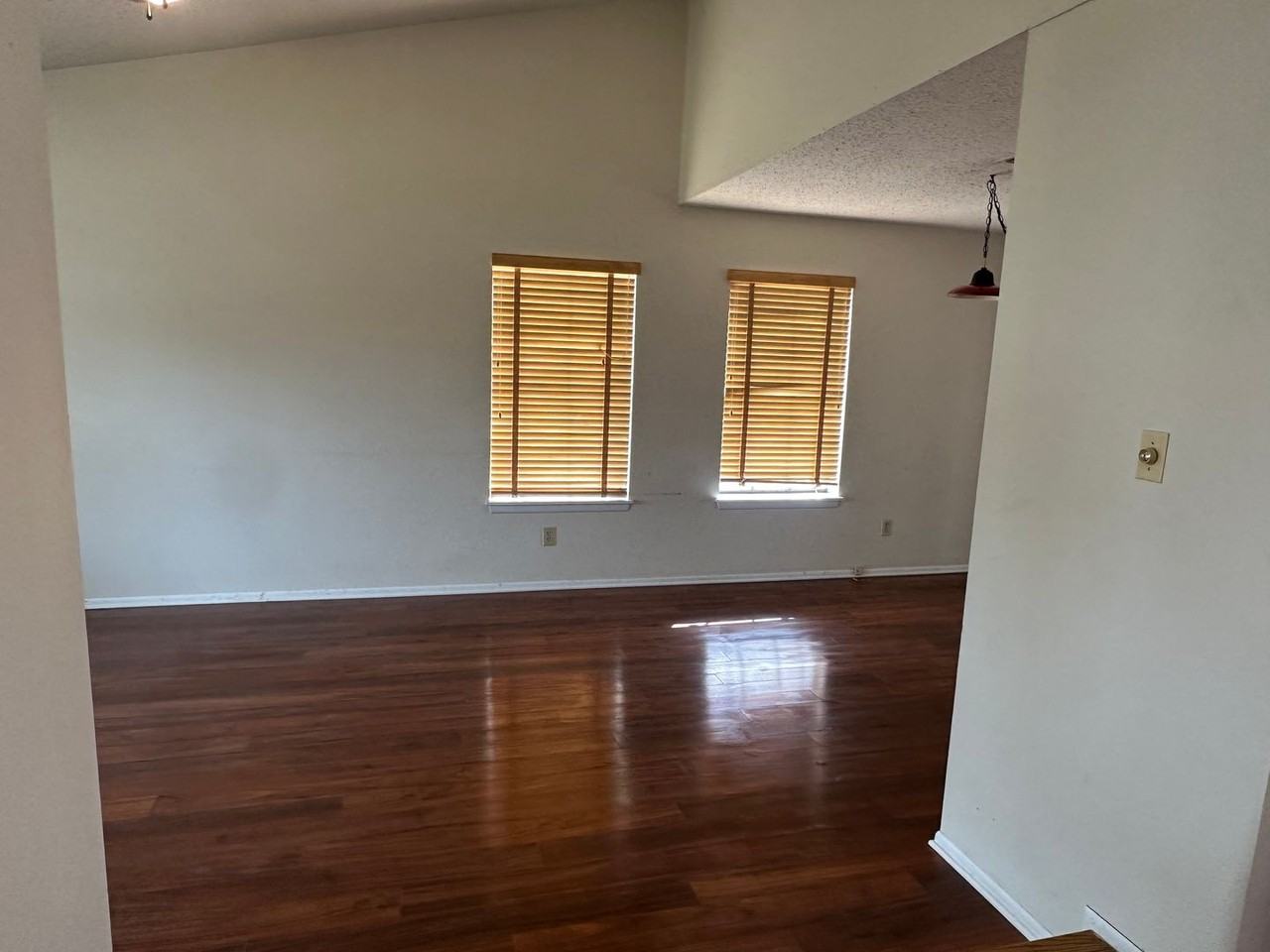 5680 Spanish Mission Ct - Photo 4 of 22