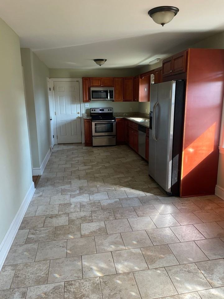 5509 Skylark Road - Photo 3 of 9