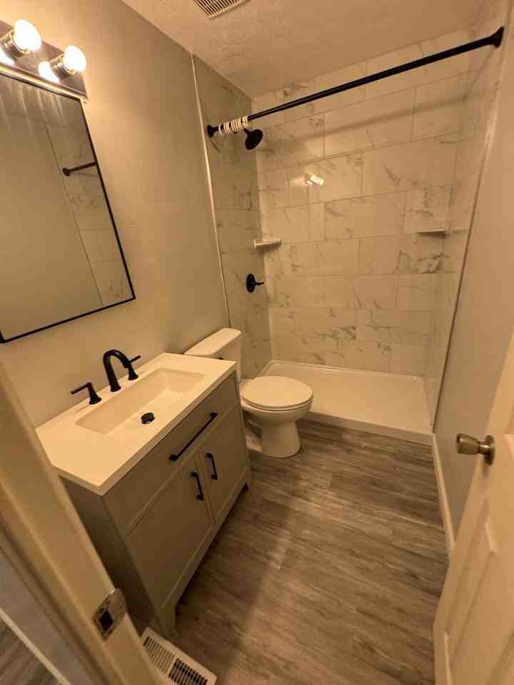 6590 Chaffee Court - Photo 5 of 30