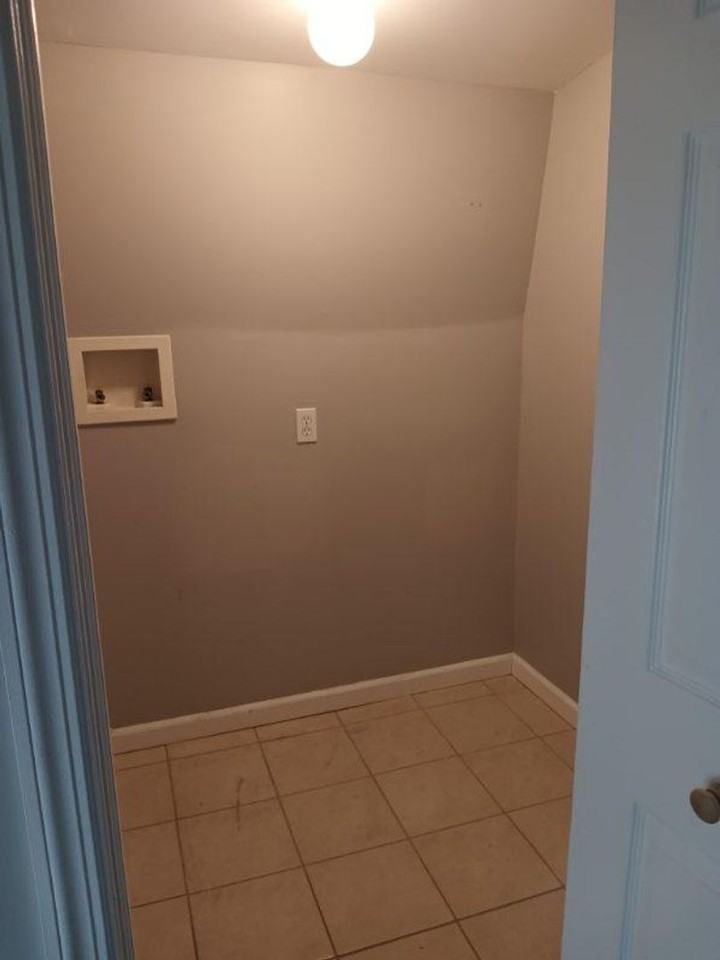 47 Carroll Street - Photo 6 of 11