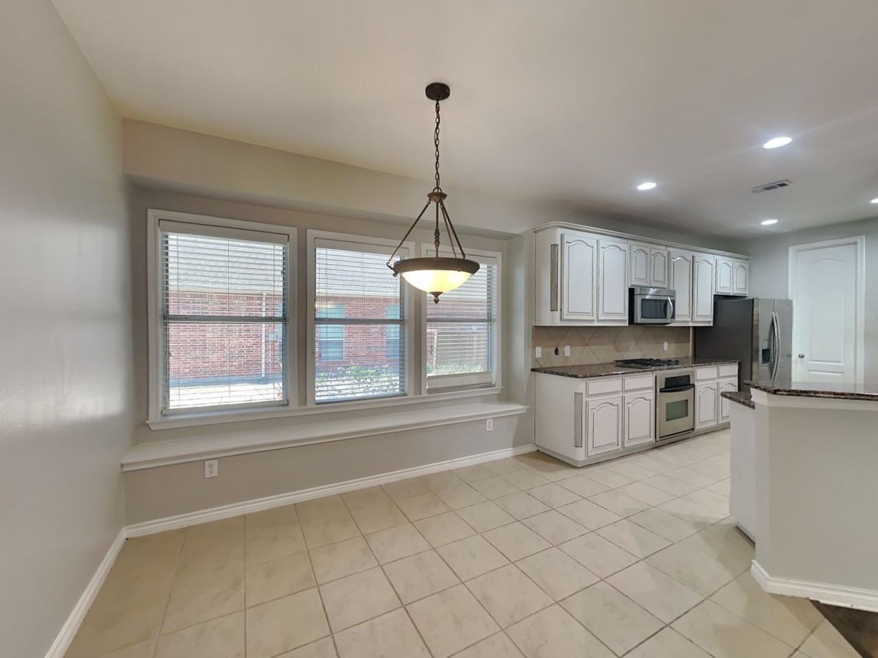 280 Dave Trl - Photo 3 of 24