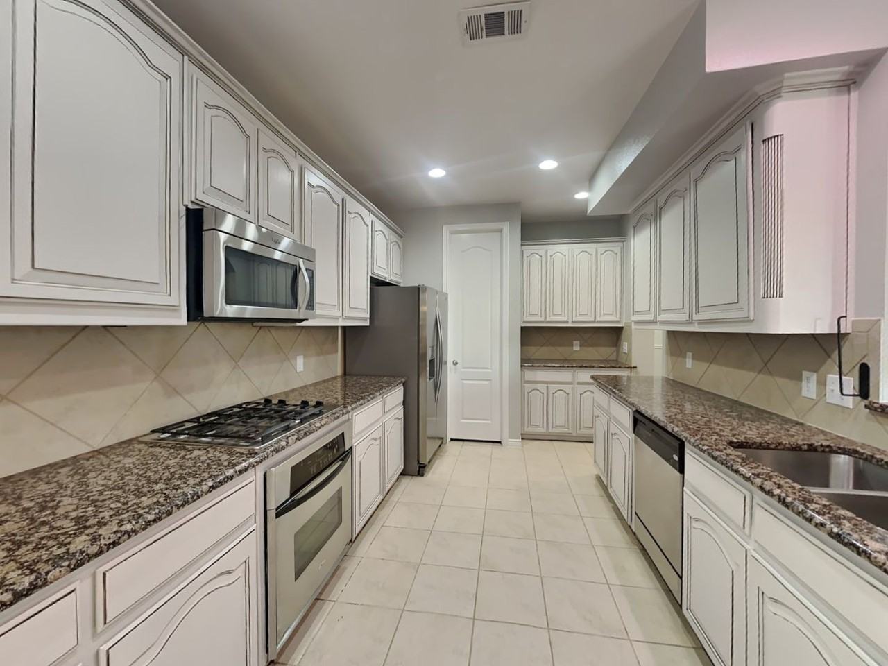 280 Dave Trl - Photo 5 of 24