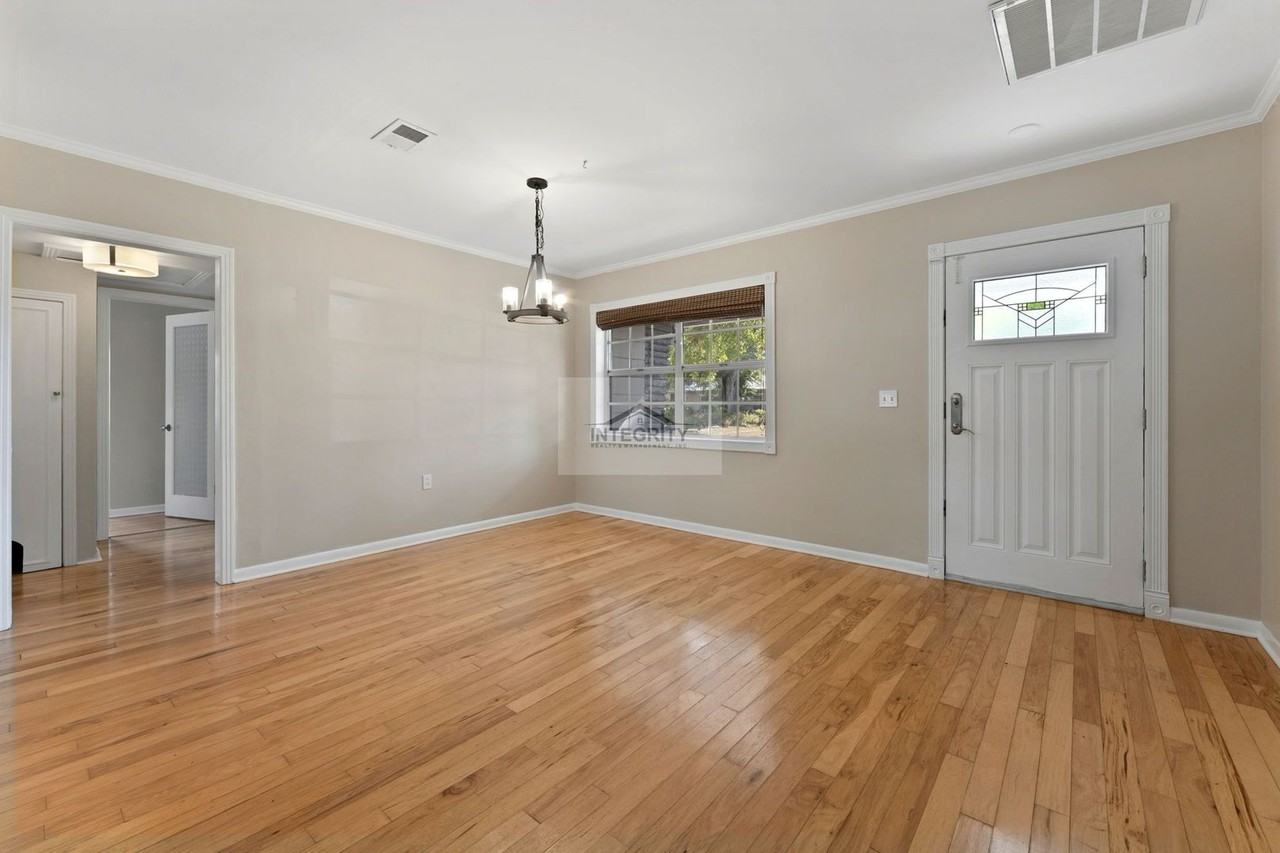 4619 W Bay Villa Ave - Photo 5 of 36