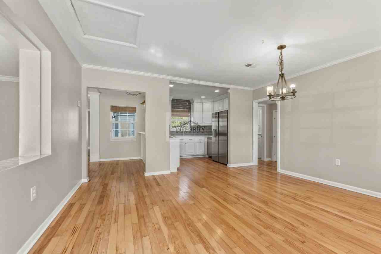 4619 W Bay Villa Ave - Photo 7 of 36