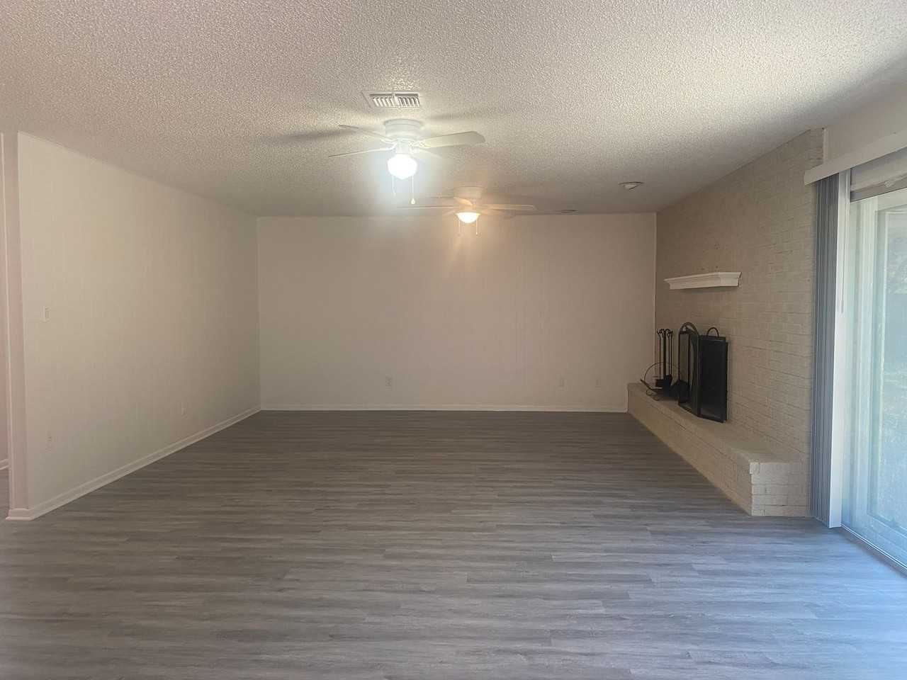 996 Lake Road - Photo 3 of 25