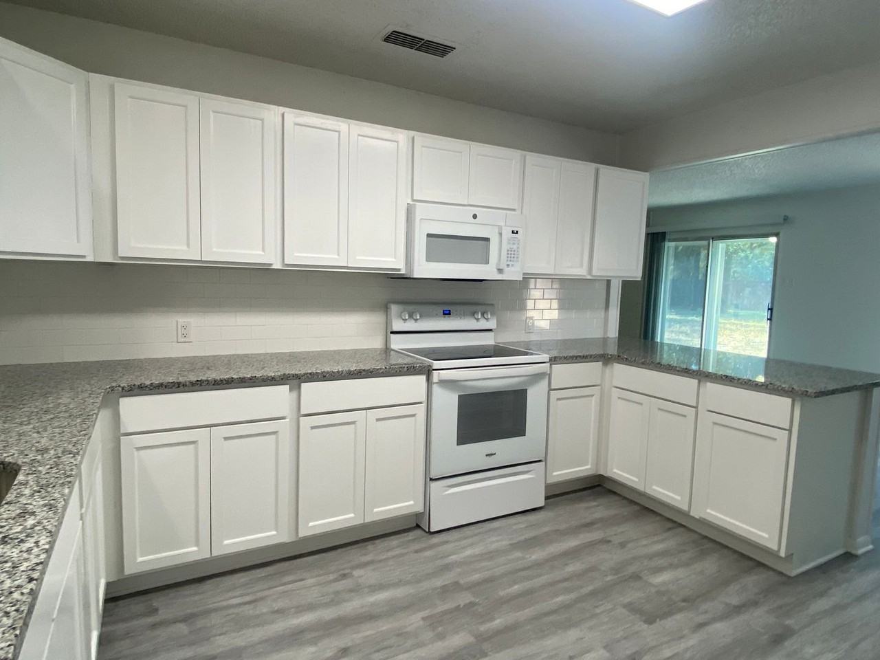 996 Lake Road - Photo 6 of 25