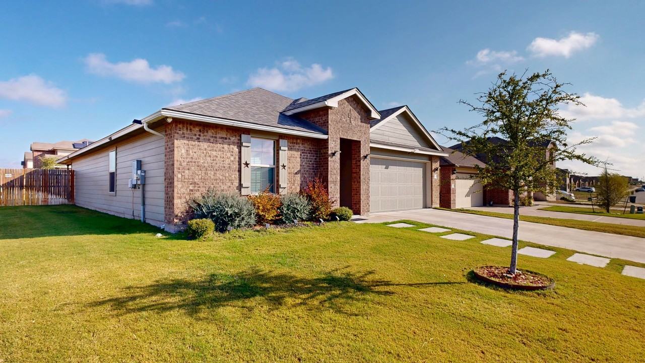 5801 Harriet Tubman Avenue - Photo 2 of 26