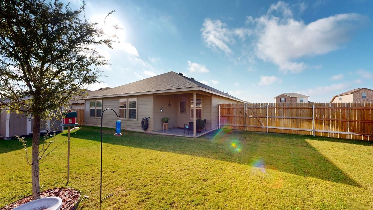 5801 Harriet Tubman Avenue - Photo 7 of 26